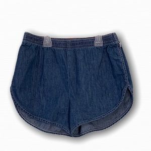 2/$15 Aritzia TNA | denim style shorts
